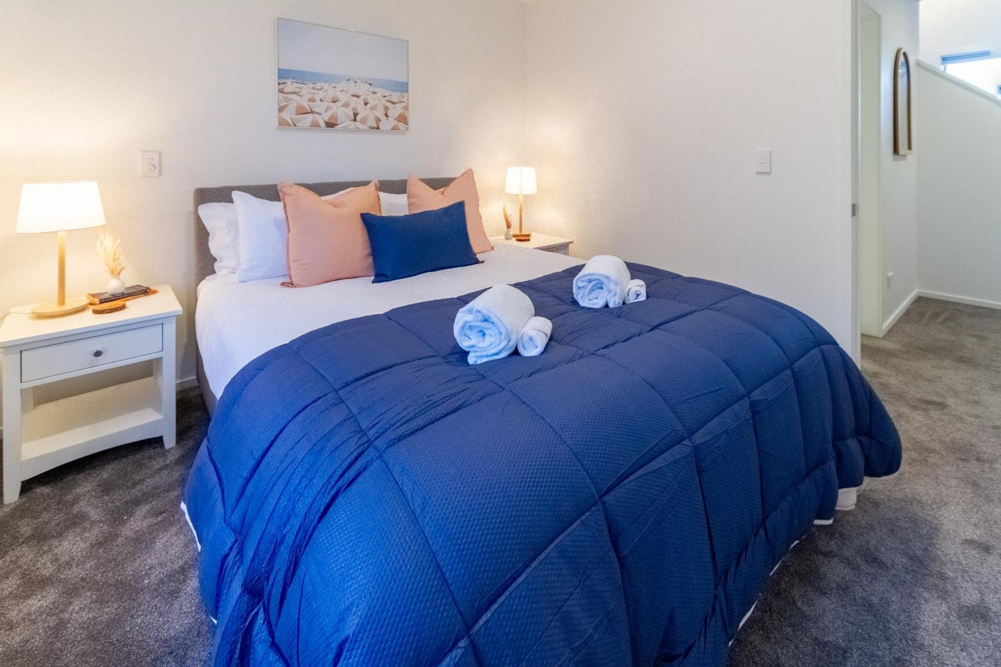 Urban Elegance - 2 Bed, 2 Bath In The Cbd Apartment ไครสต์เชิร์ช ภายนอก รูปภาพ